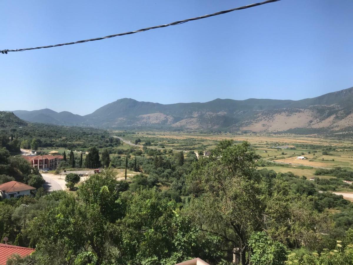Panoraia Maisons Margariti Luaran gambar